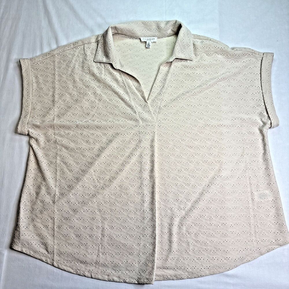 Rio & Rian New York Women’s  2X Eyelet Blouse Beige Ivory V-Neck